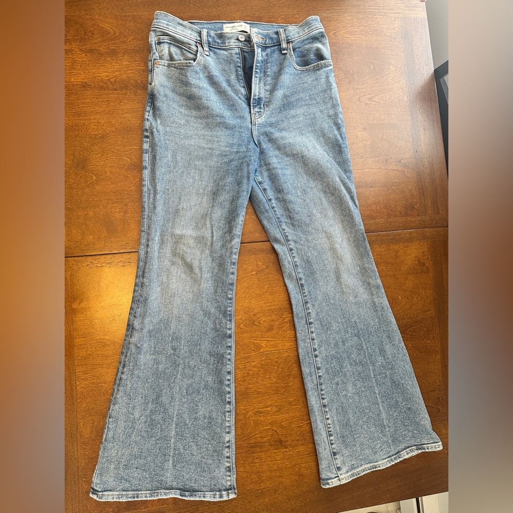 Abercrombie & Fitch Light Blue Flare Jeans - The Flare Ultra High Rise Jeans